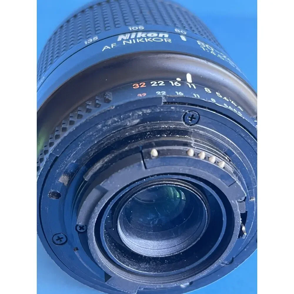 Nikon AF Nikkor 80-200mm 1: 4 - 5.6 D Lens from Japan